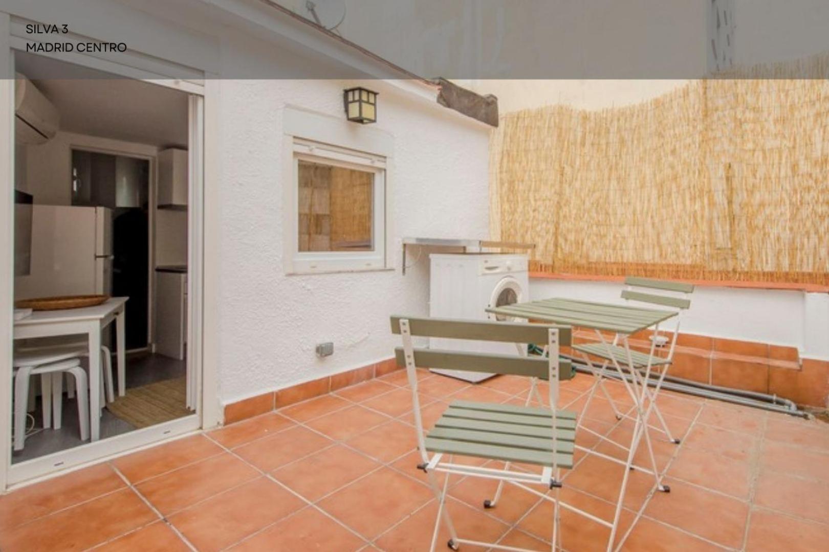 Atico Calle Silva Para 3Pax Con Terraza Esquina Con Gran Via E2 Madrid Exterior foto